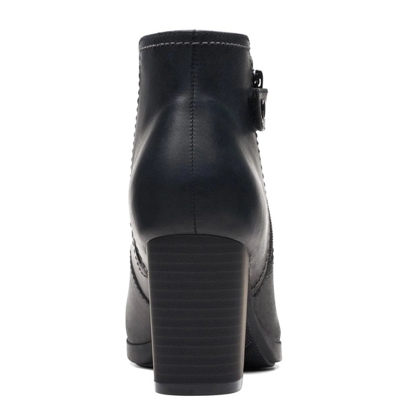 Clarks Women's Boots size 8 Genuine Leather Bayla Glow Booties NWT - Picture 6 of 10